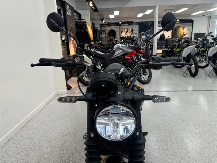 2026 Royal Enfield 2026 ROYAL ENFIELD 450CC GUERILLA 450 ROAD Yellow