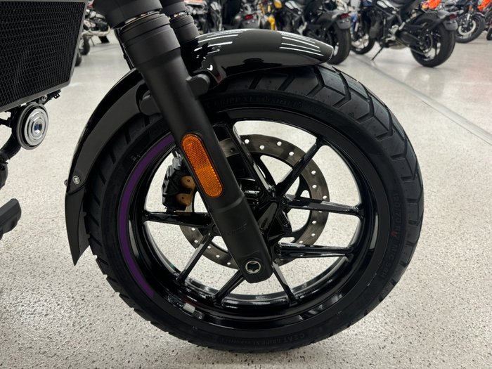 2026 Royal Enfield 2026 ROYAL ENFIELD 450CC GUERILLA 450 ROAD Yellow