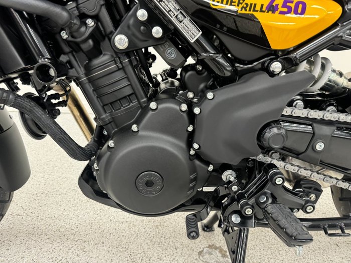 2026 Royal Enfield 2026 ROYAL ENFIELD 450CC GUERILLA 450 ROAD Yellow