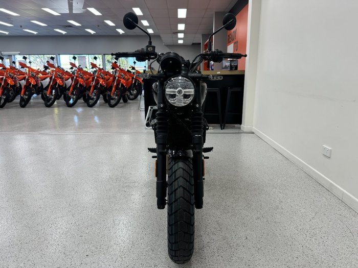 2026 Royal Enfield 2026 ROYAL ENFIELD 450CC GUERILLA 450 ROAD Yellow