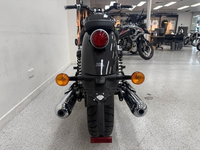 2026 Royal Enfield SUPER METEOR 650 Black