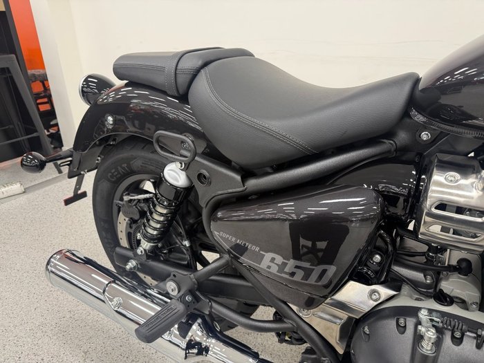 2026 Royal Enfield SUPER METEOR 650 Black