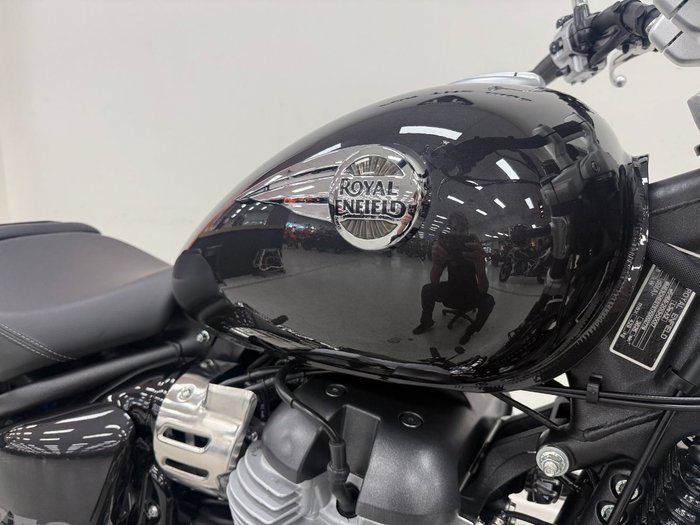 2026 Royal Enfield SUPER METEOR 650 Black