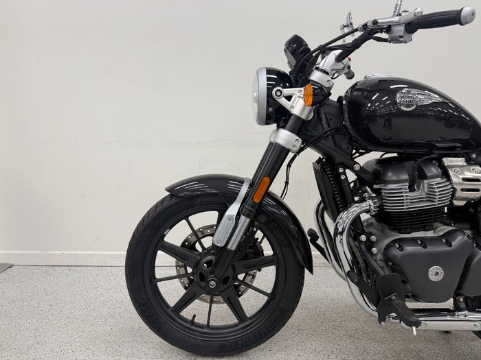 2026 Royal Enfield SUPER METEOR 650 Black