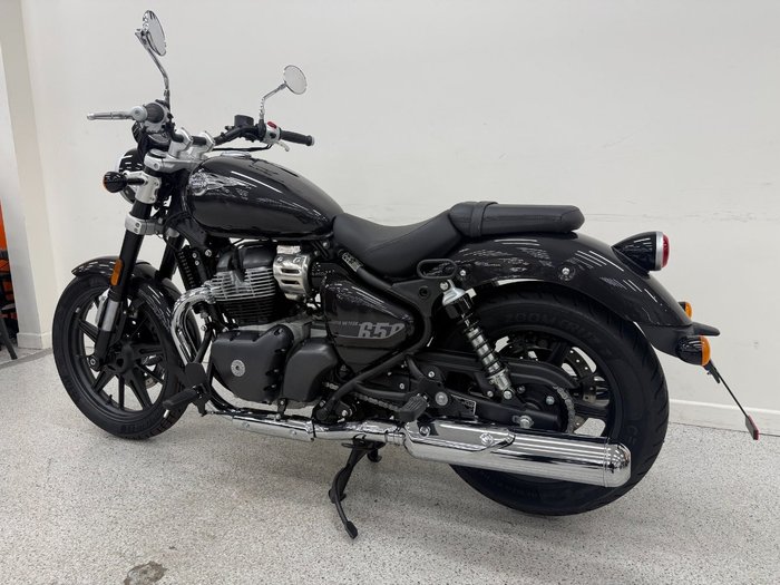 2026 Royal Enfield SUPER METEOR 650 Black