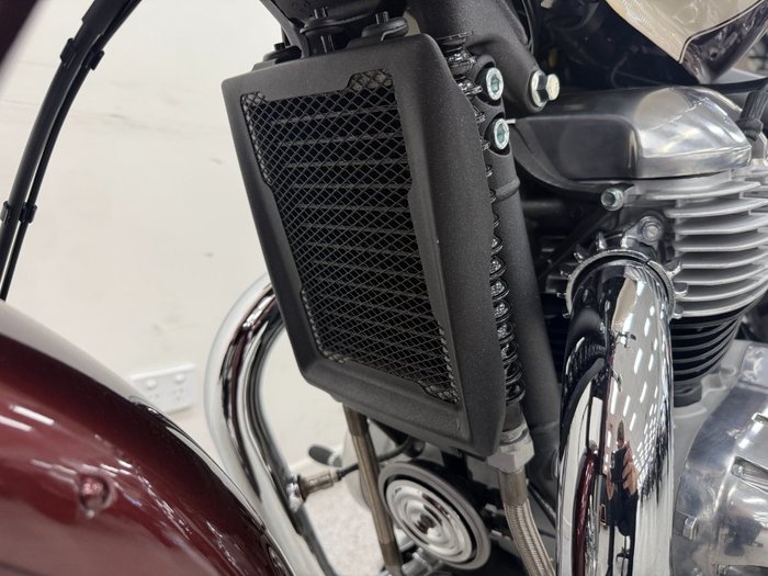 2025 Royal Enfield CLASSIC 650 Red