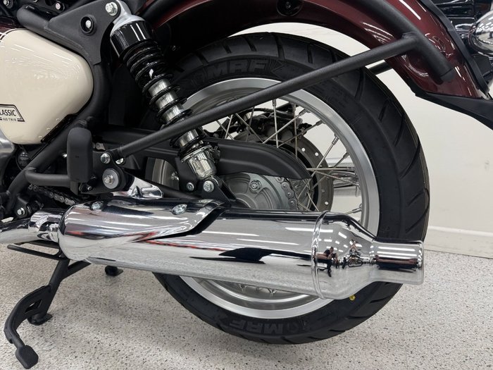 2025 Royal Enfield CLASSIC 650 Red