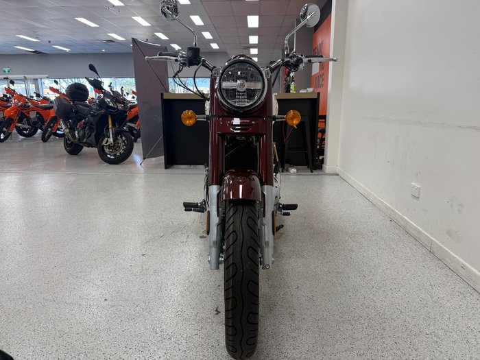 2025 Royal Enfield CLASSIC 650 Red
