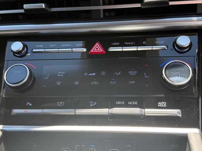 2025 Hyundai Santa Fe Hybrid