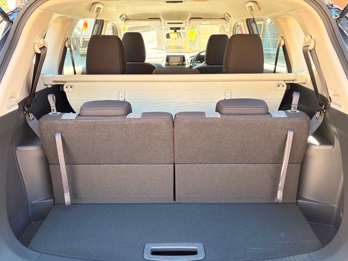 2025 Nissan X-TRAIL ST