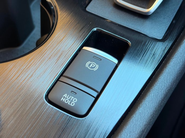 2025 Nissan X-TRAIL ST