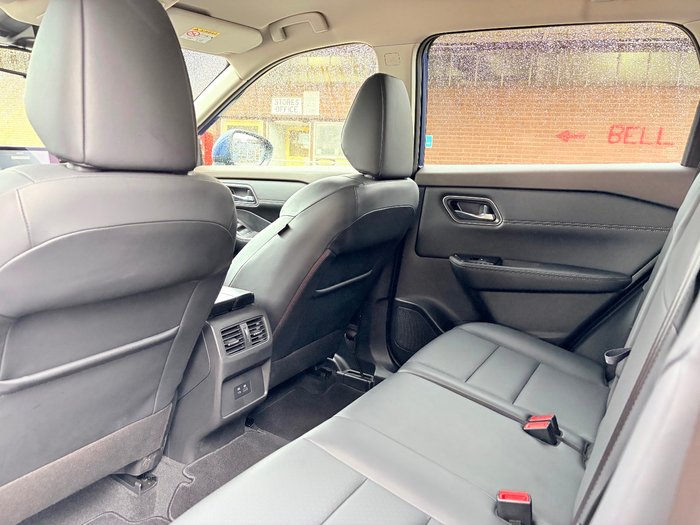 2024 Nissan X-TRAIL ST-L