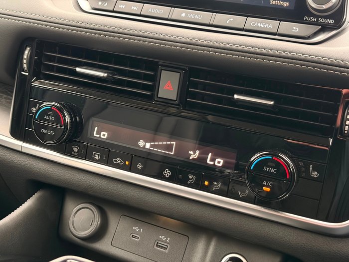 2024 Nissan X-TRAIL ST-L