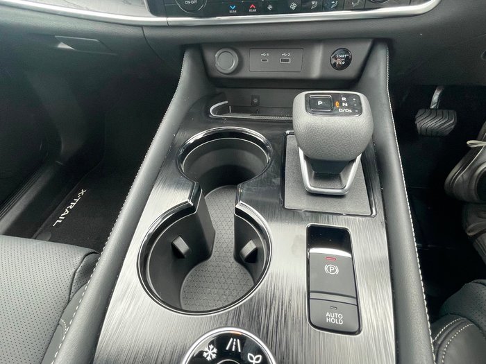 2025 Nissan X-TRAIL Ti-L