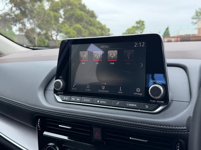 2025 Nissan X-TRAIL ST