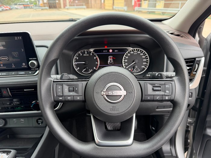 2025 Nissan X-TRAIL ST