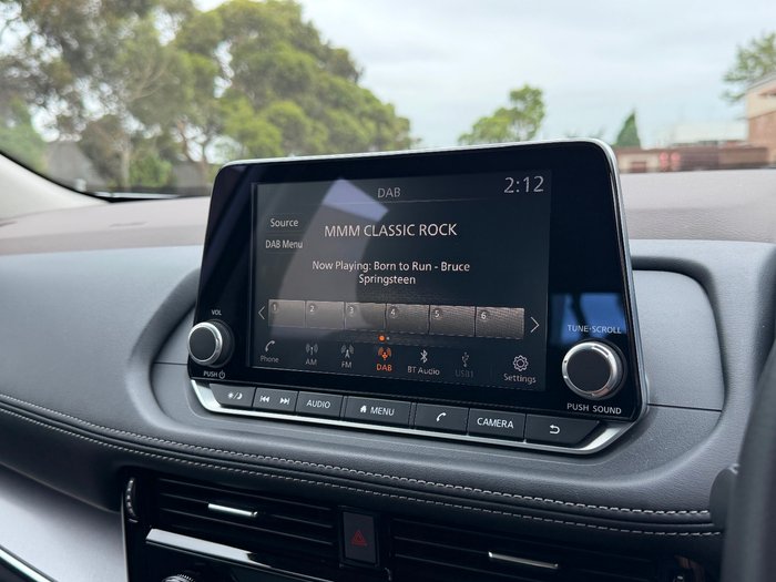 2025 Nissan X-TRAIL ST