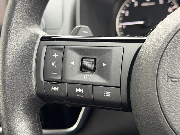 2025 Nissan X-TRAIL ST