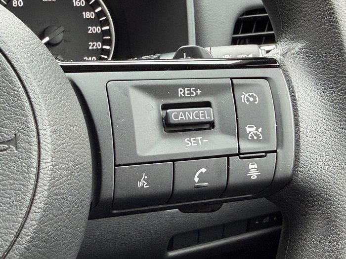 2025 Nissan X-TRAIL ST