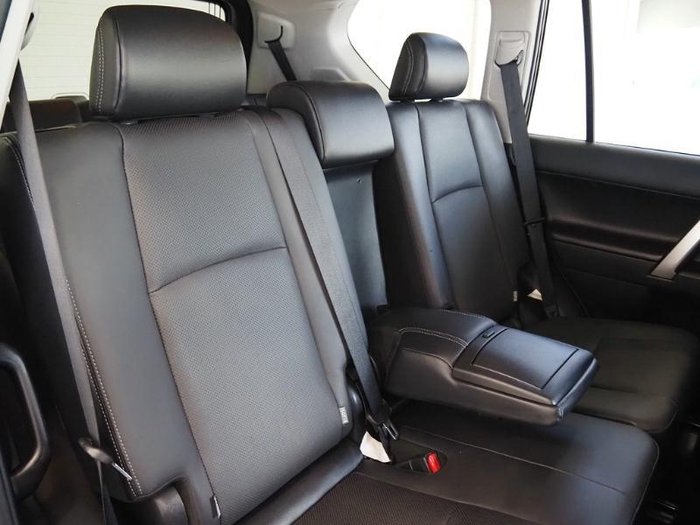 2022 Toyota Landcruiser Prado VX