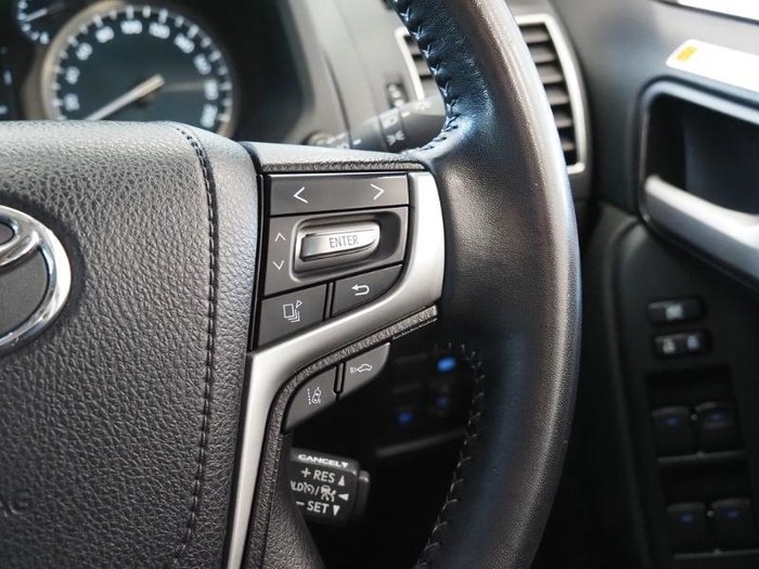 2022 Toyota Landcruiser Prado VX