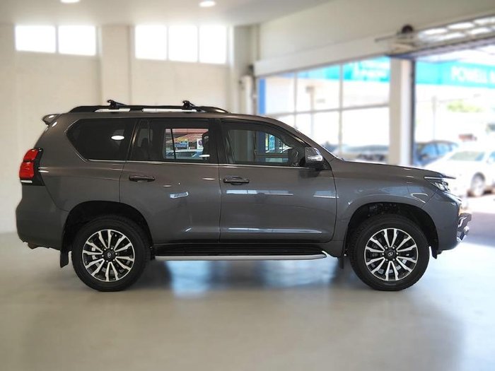 2022 Toyota Landcruiser Prado VX