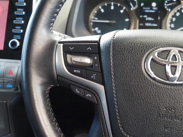 2022 Toyota Landcruiser Prado VX