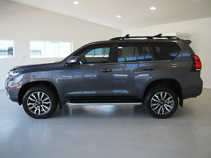 2022 Toyota Landcruiser Prado VX