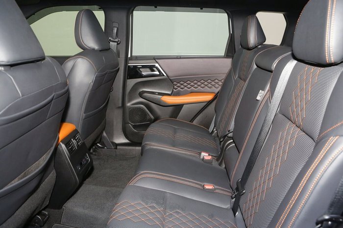 2023 Mitsubishi Outlander Exceed Tourer