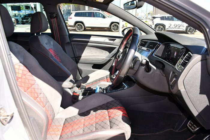 2020 Volkswagen Golf GTI TCR