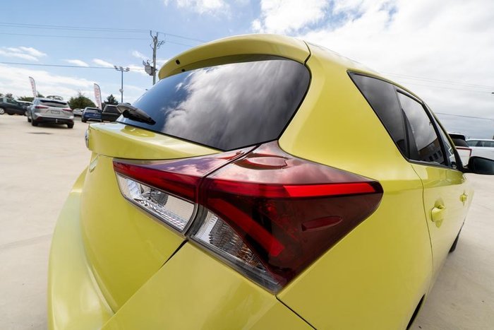 2015 Toyota Corolla Ascent