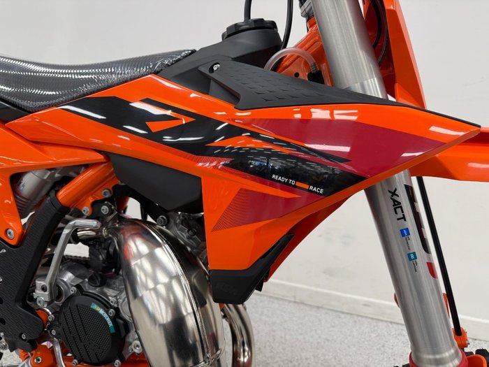 2026 Ktm 2026 Ktm 85CC 85 SX (17/14) Minibike Orange