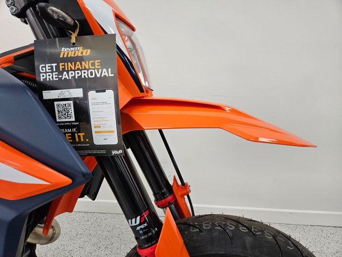 2024 Ktm 690 SMC R Orange