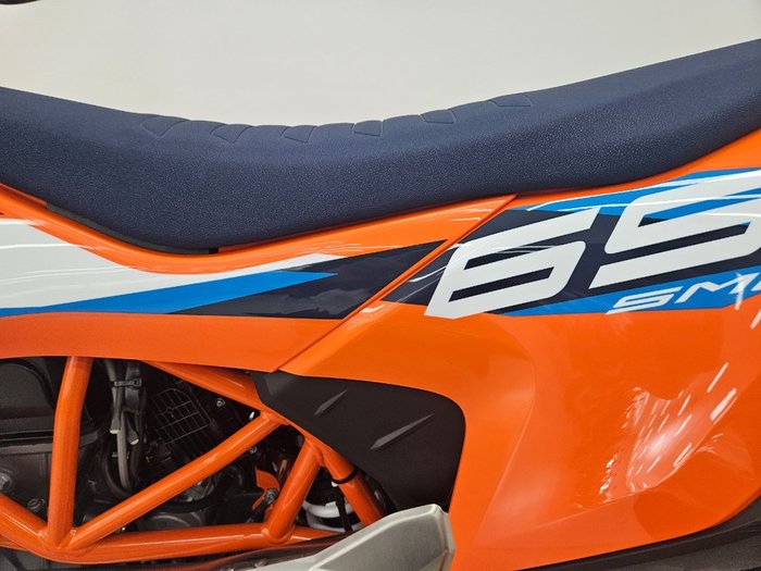 2024 Ktm 690 SMC R Orange