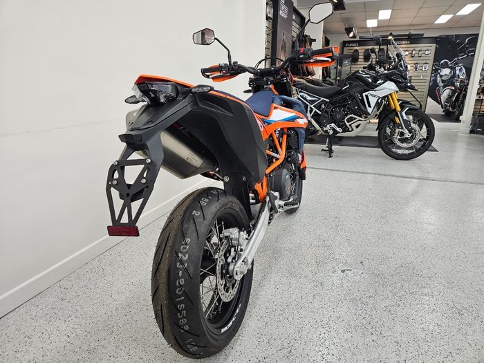 2024 Ktm 690 SMC R Orange