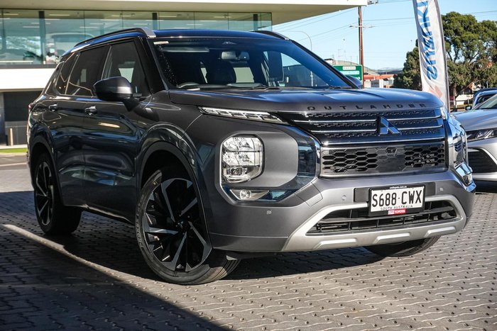 2023 Mitsubishi Outlander Exceed Tourer