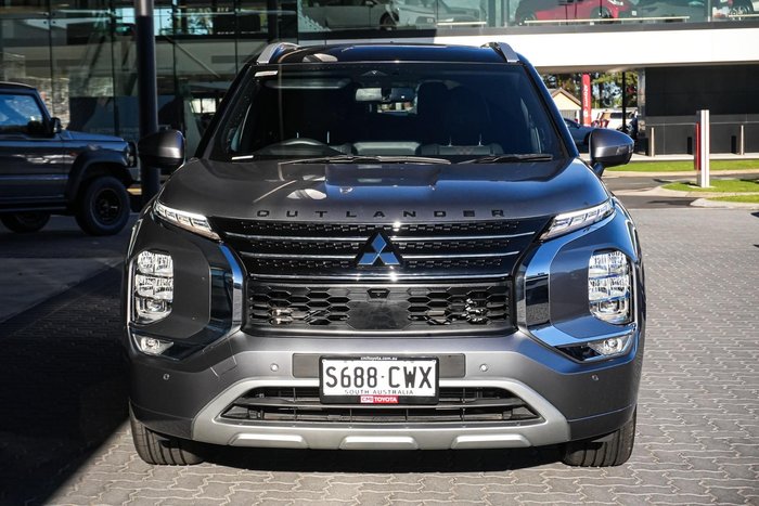 2023 Mitsubishi Outlander Exceed Tourer