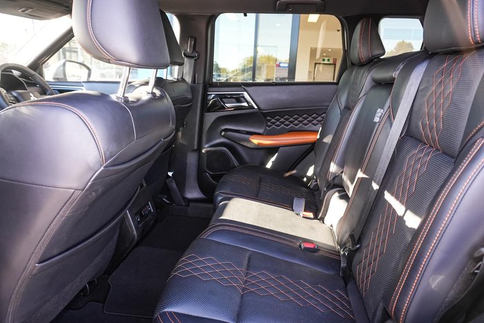 2023 Mitsubishi Outlander Exceed Tourer