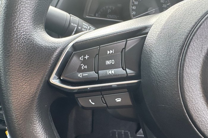 2018 Mazda 3 Neo Sport