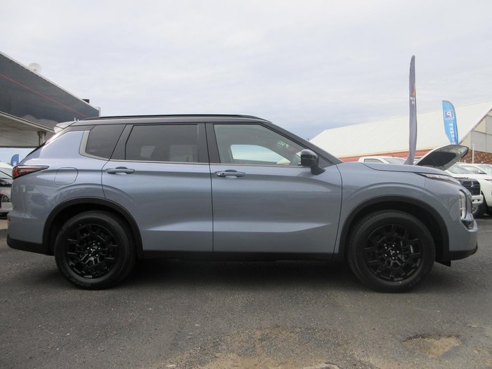 2026 Mitsubishi Outlander LS