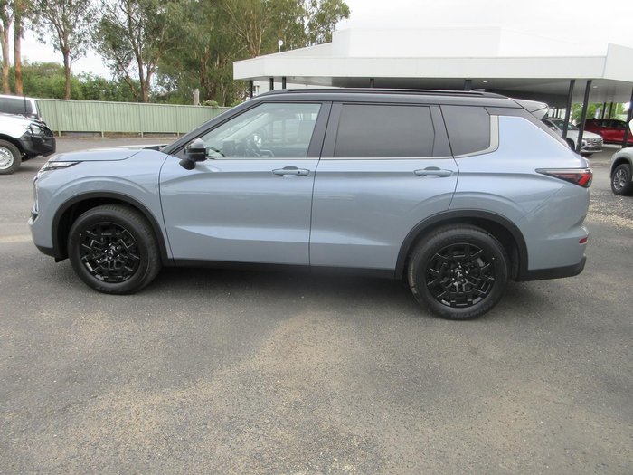 2026 Mitsubishi Outlander LS