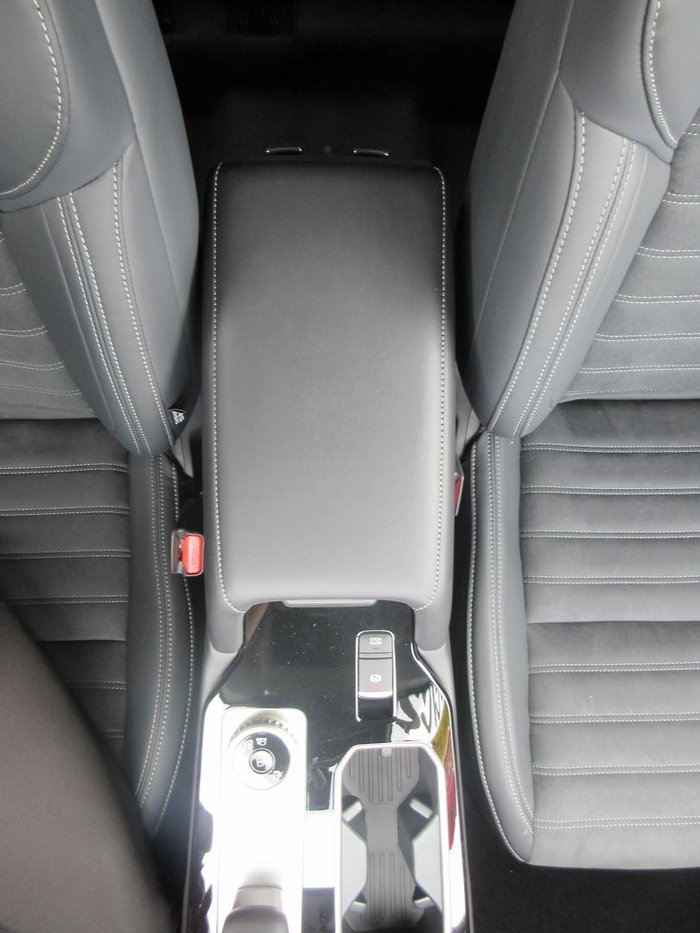 2026 Mitsubishi Outlander LS