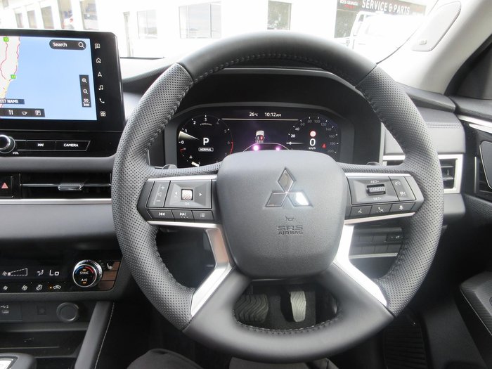 2026 Mitsubishi Outlander LS