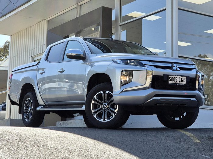 2020 Mitsubishi Triton GLX-R