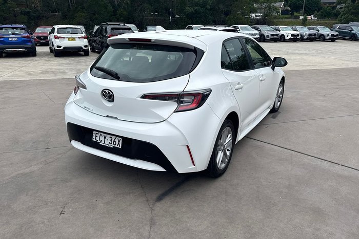 2018 Toyota Corolla Ascent Sport MZEA12R Glacier White
