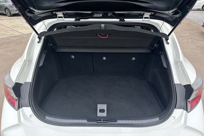 2018 Toyota Corolla Ascent Sport MZEA12R Glacier White