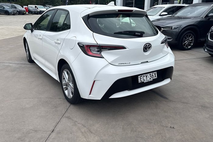 2018 Toyota Corolla Ascent Sport MZEA12R Glacier White