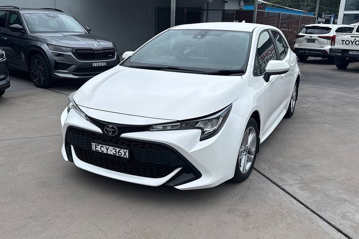 2018 Toyota Corolla Ascent Sport MZEA12R Glacier White
