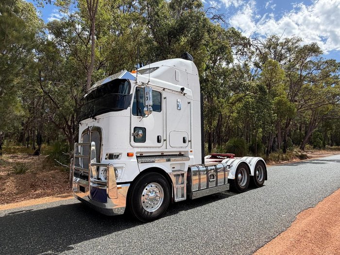2013 Kenworth K200