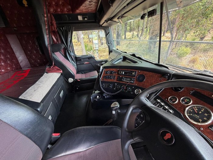 2013 Kenworth K200